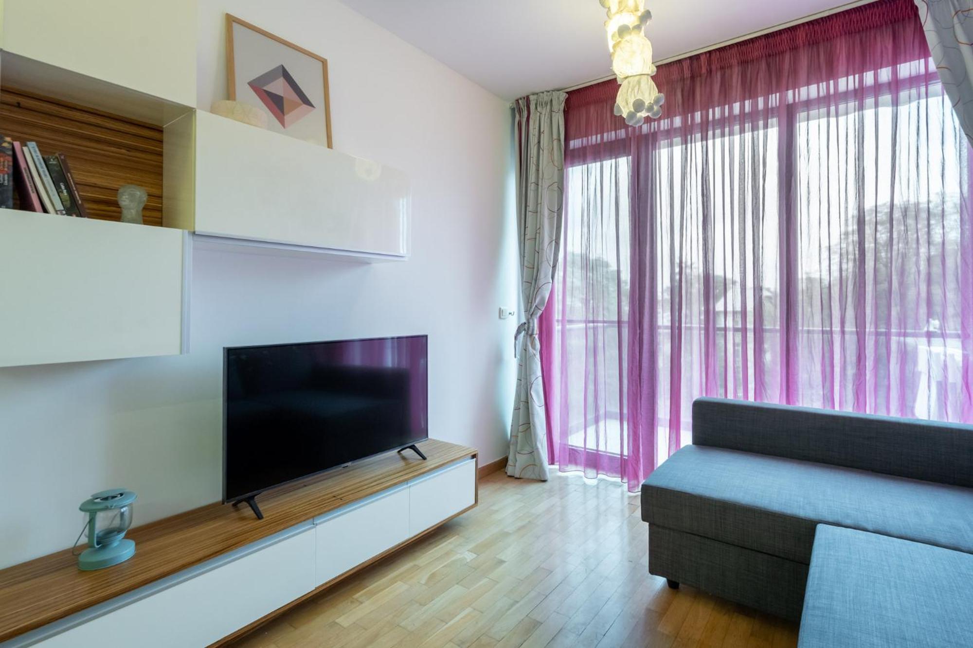 Lazynest - Modern Apartment With Parking & Balcony Букурещ Екстериор снимка